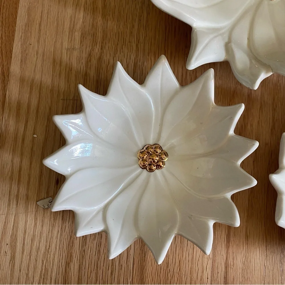 Vintage Atlantic Mold White Poinsettia Dish Tray Bowl Set Gold MCM Kitschy